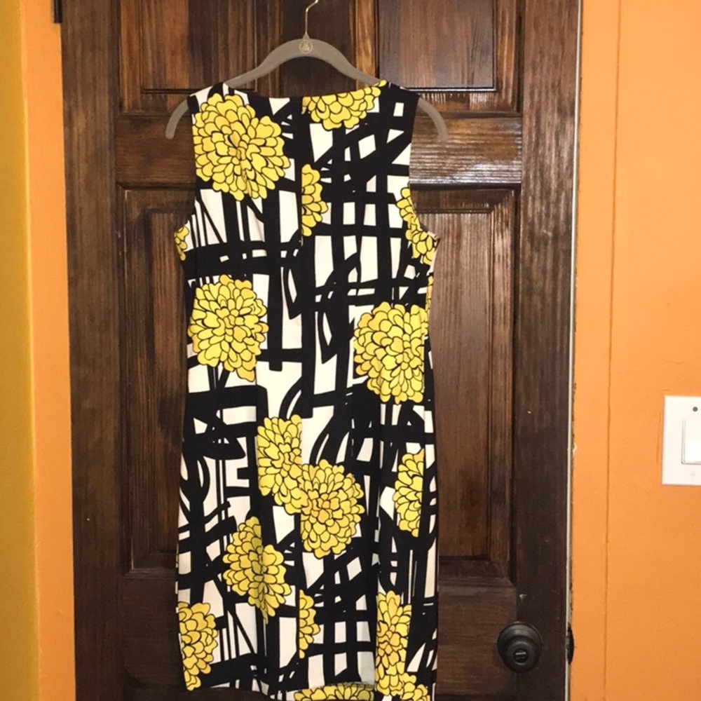 Dress Barn dress - Picture 4 of 4